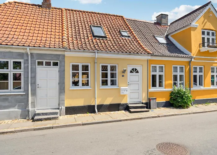 Awesome In With Kitchen Дом отдыха *